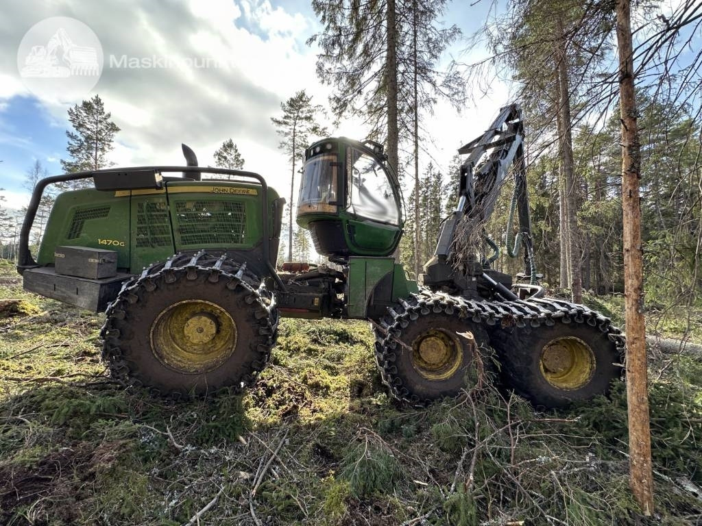 John Deere 1470 G - Harvesteri: kuva John Deere 1470 G - Harvesteri John Deere 1470 G - Harvesteri: kuva John Deere 1470 G - Harvesteri