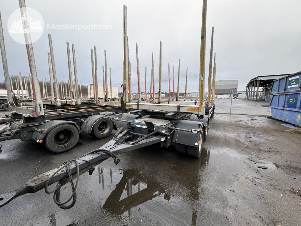 Jyki V 42 T0 - Puutavaraperävaunu: kuva Jyki V 42 T0 - Puutavaraperävaunu Jyki V 42 T0 - Puutavaraperävaunu: kuva Jyki V 42 T0 - Puutavaraperävaunu