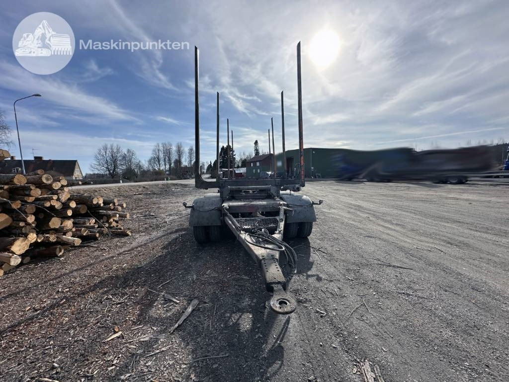 Jyki V 52 TO - Puutavaraperävaunu: kuva Jyki V 52 TO - Puutavaraperävaunu Jyki V 52 TO - Puutavaraperävaunu: kuva Jyki V 52 TO - Puutavaraperävaunu