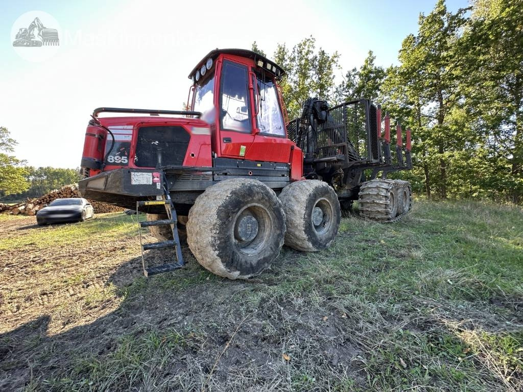 Komatsu 895 - Kuormatraktori: kuva Komatsu 895 - Kuormatraktori Komatsu 895 - Kuormatraktori: kuva Komatsu 895 - Kuormatraktori