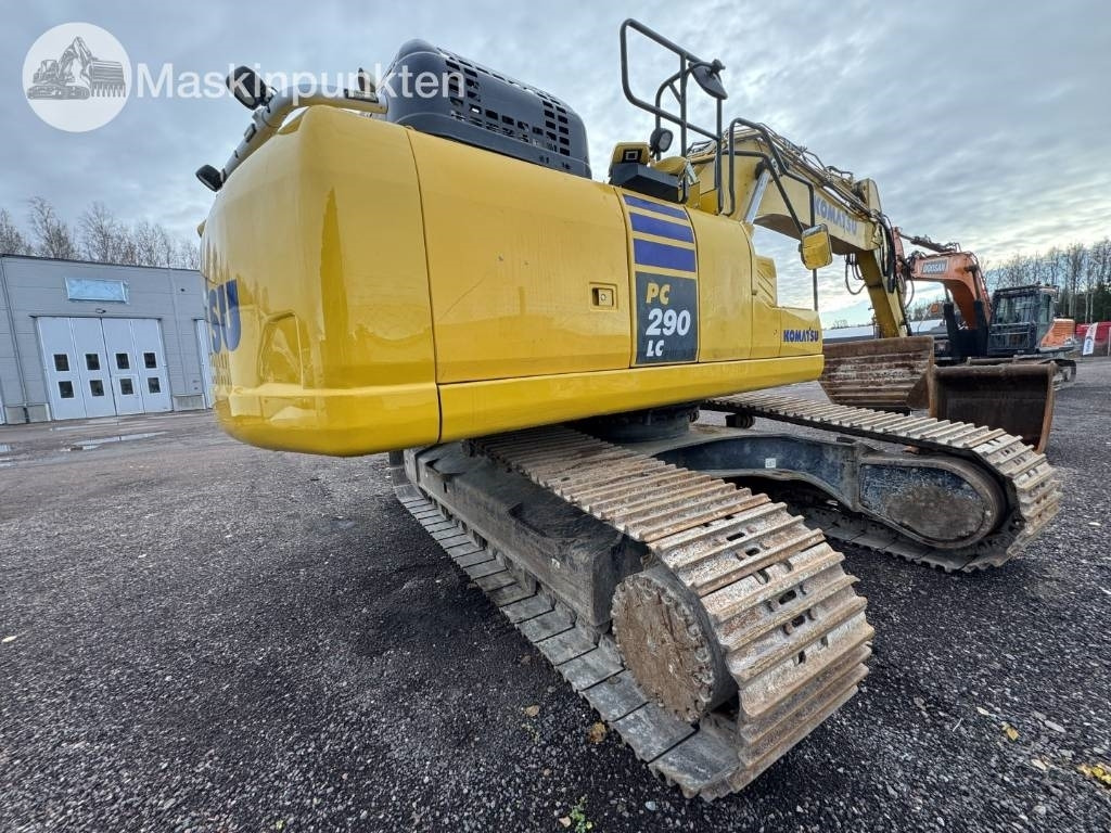 Komatsu PC 290 LC-110 - Telakaivukone: kuva Komatsu PC 290 LC-110 - Telakaivukone Komatsu PC 290 LC-110 - Telakaivukone: kuva Komatsu PC 290 LC-110 - Telakaivukone