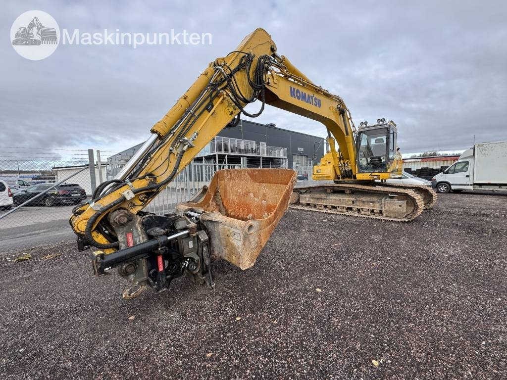 Komatsu PC 290 LC-110 - Telakaivukone: kuva Komatsu PC 290 LC-110 - Telakaivukone Komatsu PC 290 LC-110 - Telakaivukone: kuva Komatsu PC 290 LC-110 - Telakaivukone