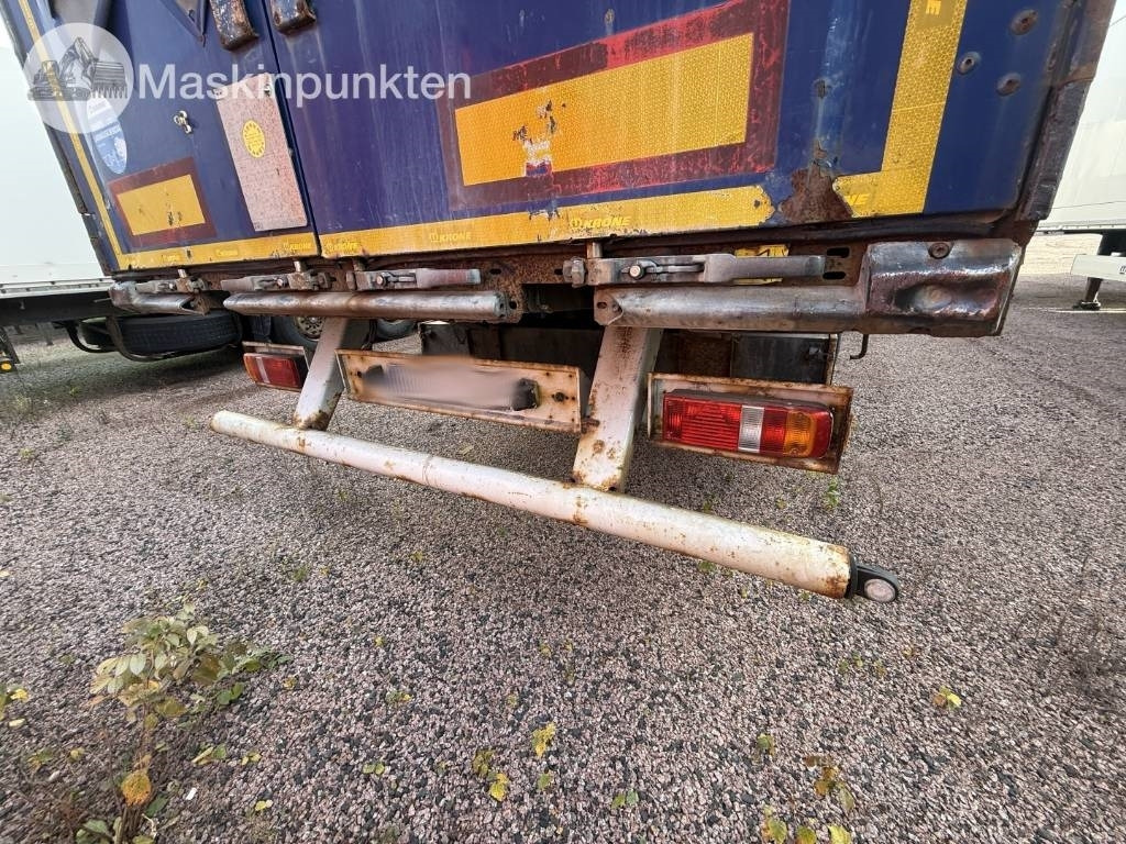 Pressukapelliperävaunu Krone SD Profi-liner: kuva Pressukapelliperävaunu Krone SD Profi-liner