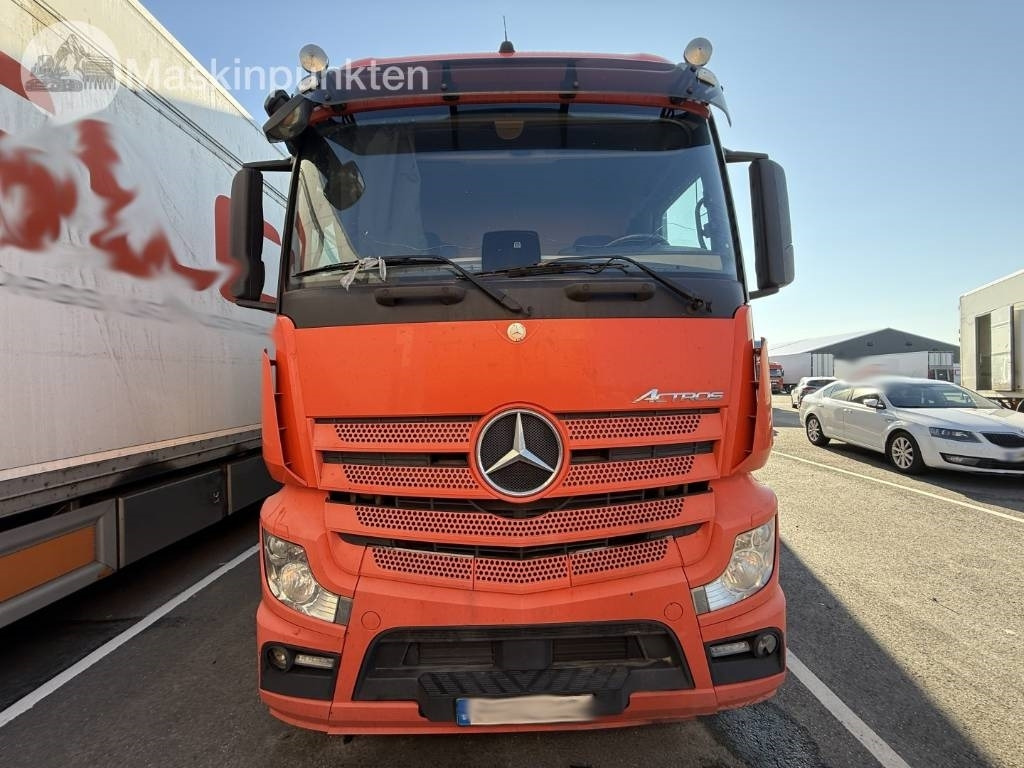 Mercedes-Benz Actros 2551 - Refrigeraattori kuorma-auto: kuva Mercedes-Benz Actros 2551 - Refrigeraattori kuorma-auto Mercedes-Benz Actros 2551 - Refrigeraattori kuorma-auto: kuva Mercedes-Benz Actros 2551 - Refrigeraattori kuorma-auto
