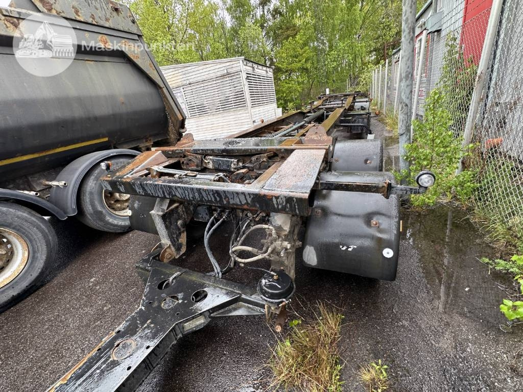 Mjölbysläpet VFP4-12,5-3 - Vaihtolavaperävaunu/ Nostovarsi vaihtolavaperävaunu: kuva Mjölbysläpet VFP4-12,5-3 - Vaihtolavaperävaunu/ Nostovarsi vaihtolavaperävaunu Mjölbysläpet VFP4-12,5-3 - Vaihtolavaperävaunu/ Nostovarsi vaihtolavaperävaunu: kuva Mjölbysläpet VFP4-12,5-3 - Vaihtolavaperävaunu/ Nostovarsi vaihtolavaperävaunu