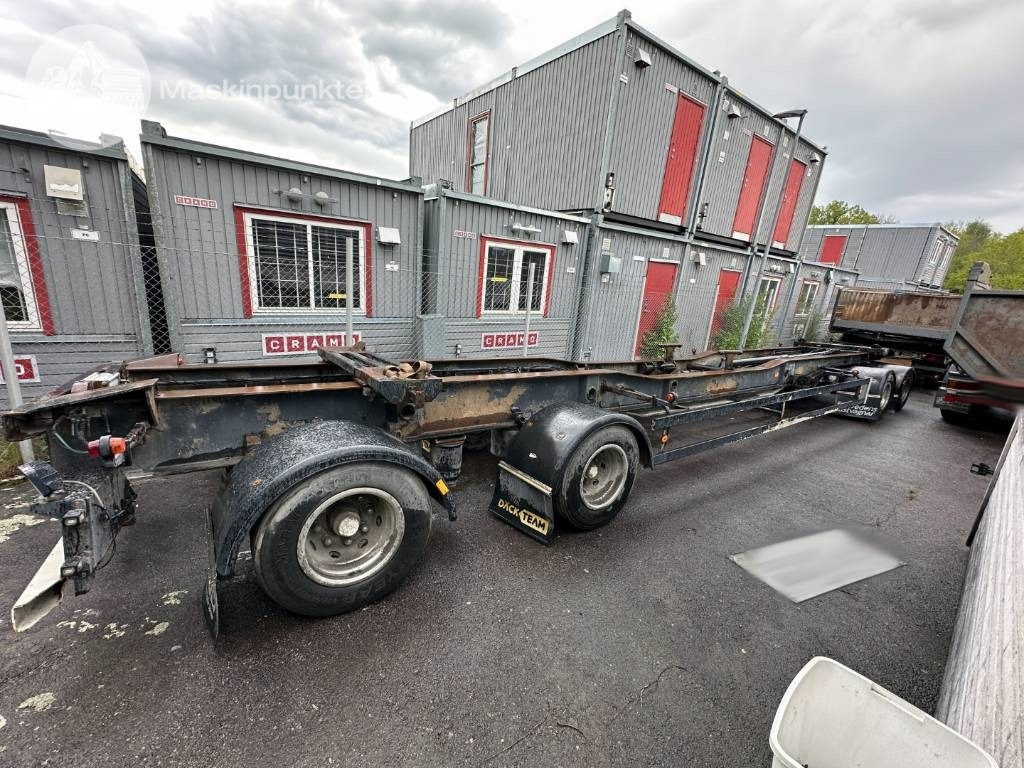 Mjölbysläpet VFP4-12,5-3 - Vaihtolavaperävaunu/ Nostovarsi vaihtolavaperävaunu: kuva Mjölbysläpet VFP4-12,5-3 - Vaihtolavaperävaunu/ Nostovarsi vaihtolavaperävaunu Mjölbysläpet VFP4-12,5-3 - Vaihtolavaperävaunu/ Nostovarsi vaihtolavaperävaunu: kuva Mjölbysläpet VFP4-12,5-3 - Vaihtolavaperävaunu/ Nostovarsi vaihtolavaperävaunu