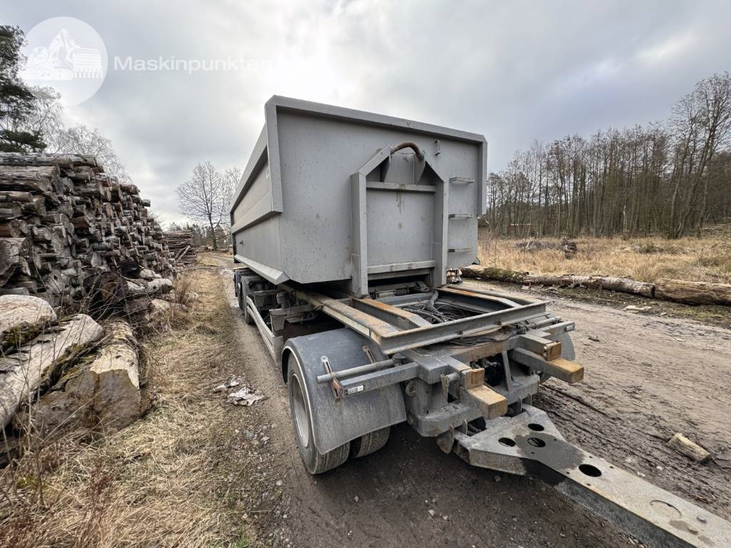 Norslep SL-30 KT - Vaihtolavaperävaunu/ Nostovarsi vaihtolavaperävaunu: kuva Norslep SL-30 KT - Vaihtolavaperävaunu/ Nostovarsi vaihtolavaperävaunu Norslep SL-30 KT - Vaihtolavaperävaunu/ Nostovarsi vaihtolavaperävaunu: kuva Norslep SL-30 KT - Vaihtolavaperävaunu/ Nostovarsi vaihtolavaperävaunu
