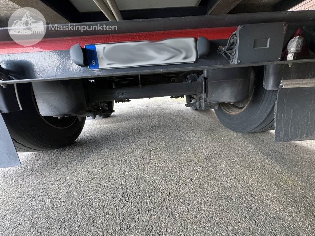 Parator SD 18 - Dolly perävaunu: kuva Parator SD 18 - Dolly perävaunu Parator SD 18 - Dolly perävaunu: kuva Parator SD 18 - Dolly perävaunu