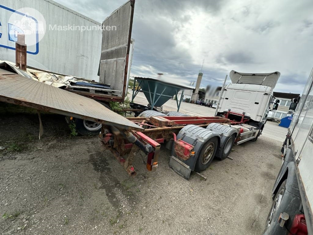 Scania R 124 LB - Konttialus/ Vaihtokuormatilat kuorma-auto: kuva Scania R 124 LB - Konttialus/ Vaihtokuormatilat kuorma-auto Scania R 124 LB - Konttialus/ Vaihtokuormatilat kuorma-auto: kuva Scania R 124 LB - Konttialus/ Vaihtokuormatilat kuorma-auto