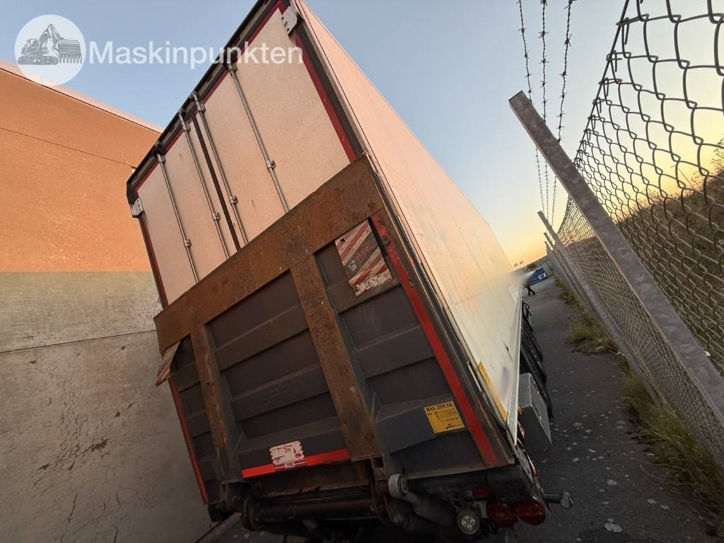 Schmitz Cargobull  - Refrigeraattori perävaunu: kuva Schmitz Cargobull  - Refrigeraattori perävaunu Schmitz Cargobull  - Refrigeraattori perävaunu: kuva Schmitz Cargobull  - Refrigeraattori perävaunu