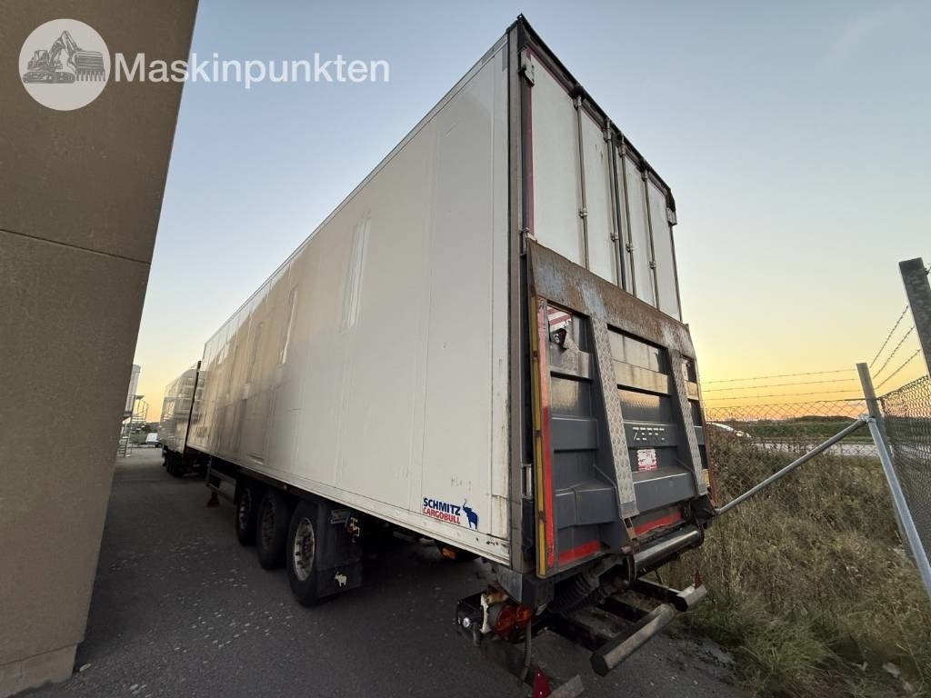Schmitz Cargobull - Refrigeraattori perävaunu: kuva Schmitz Cargobull - Refrigeraattori perävaunu Schmitz Cargobull - Refrigeraattori perävaunu: kuva Schmitz Cargobull - Refrigeraattori perävaunu