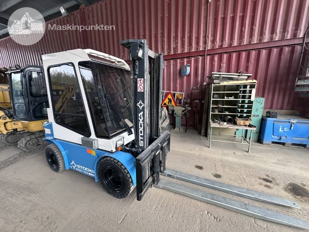 Stocka 3.5-500 DSH 3.6 VL - Dieseltrukki: kuva Stocka 3.5-500 DSH 3.6 VL - Dieseltrukki Stocka 3.5-500 DSH 3.6 VL - Dieseltrukki: kuva Stocka 3.5-500 DSH 3.6 VL - Dieseltrukki