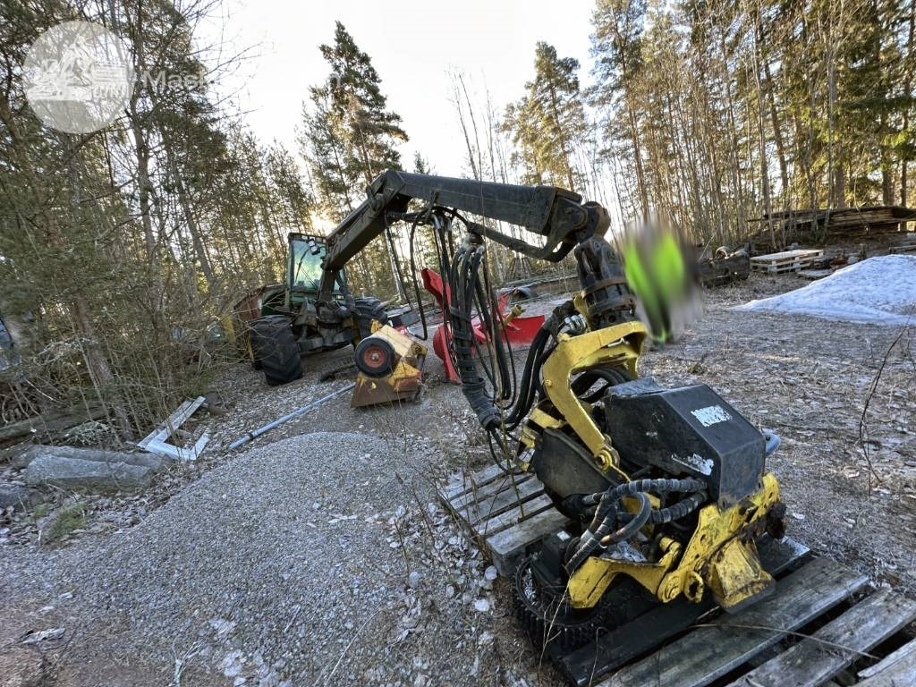 Timberjack 870 B - Harvesteri: kuva Timberjack 870 B - Harvesteri Timberjack 870 B - Harvesteri: kuva Timberjack 870 B - Harvesteri