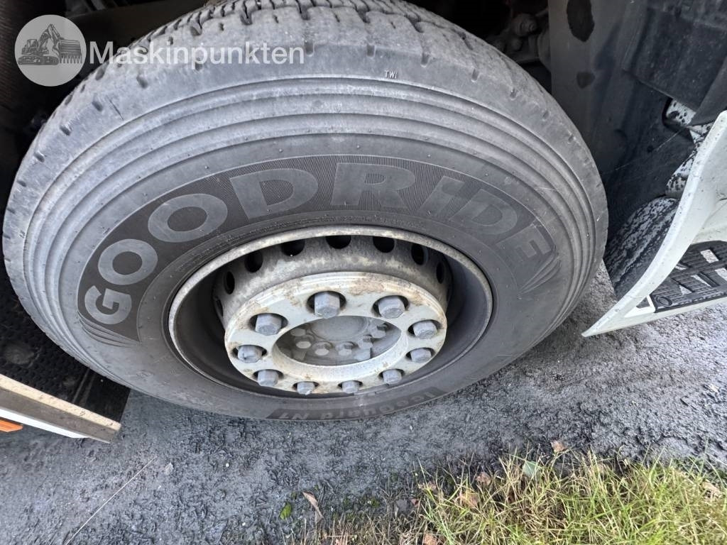 Vetopöytäauto Mercedes-Benz Actros 963-4-D: kuva Vetopöytäauto Mercedes-Benz Actros 963-4-D
