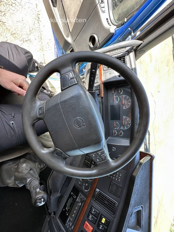 Vetopöytäauto Volvo FH 12 460: kuva Vetopöytäauto Volvo FH 12 460