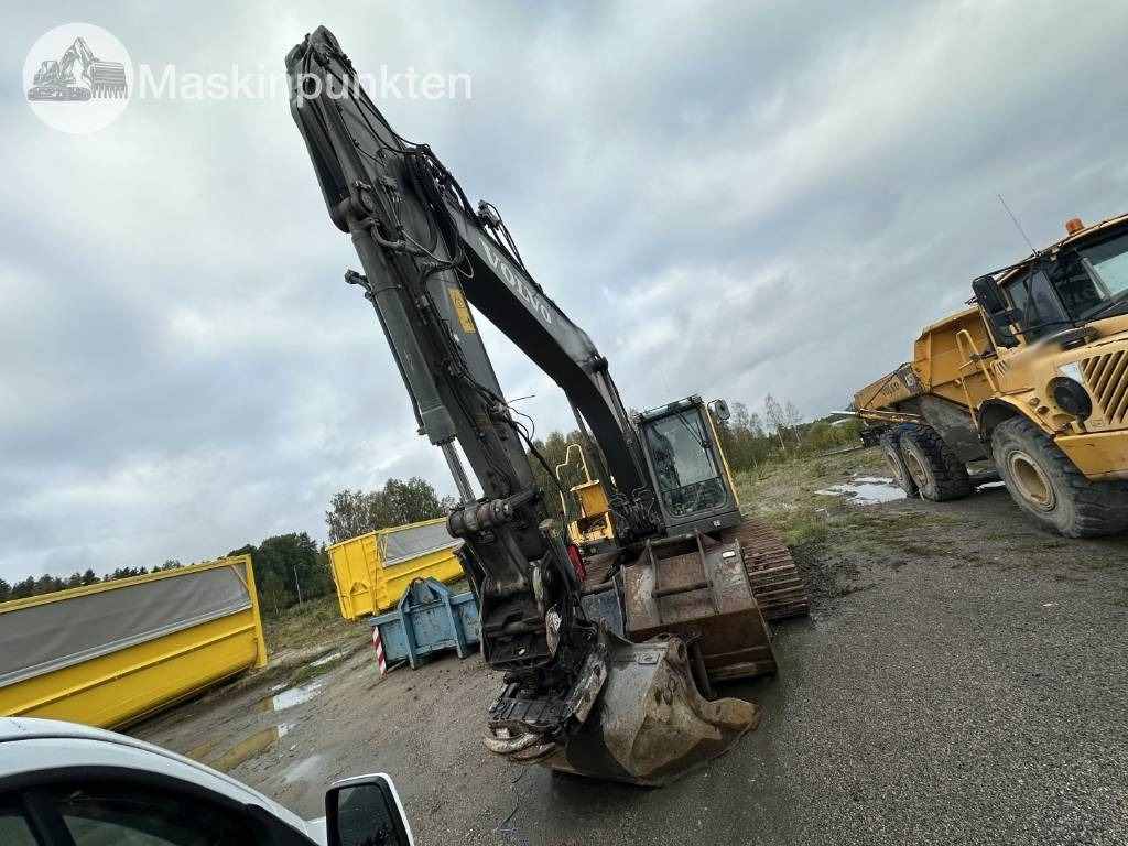 Volvo EC 220 DL - Telakaivukone: kuva Volvo EC 220 DL - Telakaivukone Volvo EC 220 DL - Telakaivukone: kuva Volvo EC 220 DL - Telakaivukone