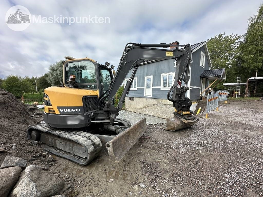 Volvo ECR 58 D - Minikuormaaja: kuva Volvo ECR 58 D - Minikuormaaja Volvo ECR 58 D - Minikuormaaja: kuva Volvo ECR 58 D - Minikuormaaja