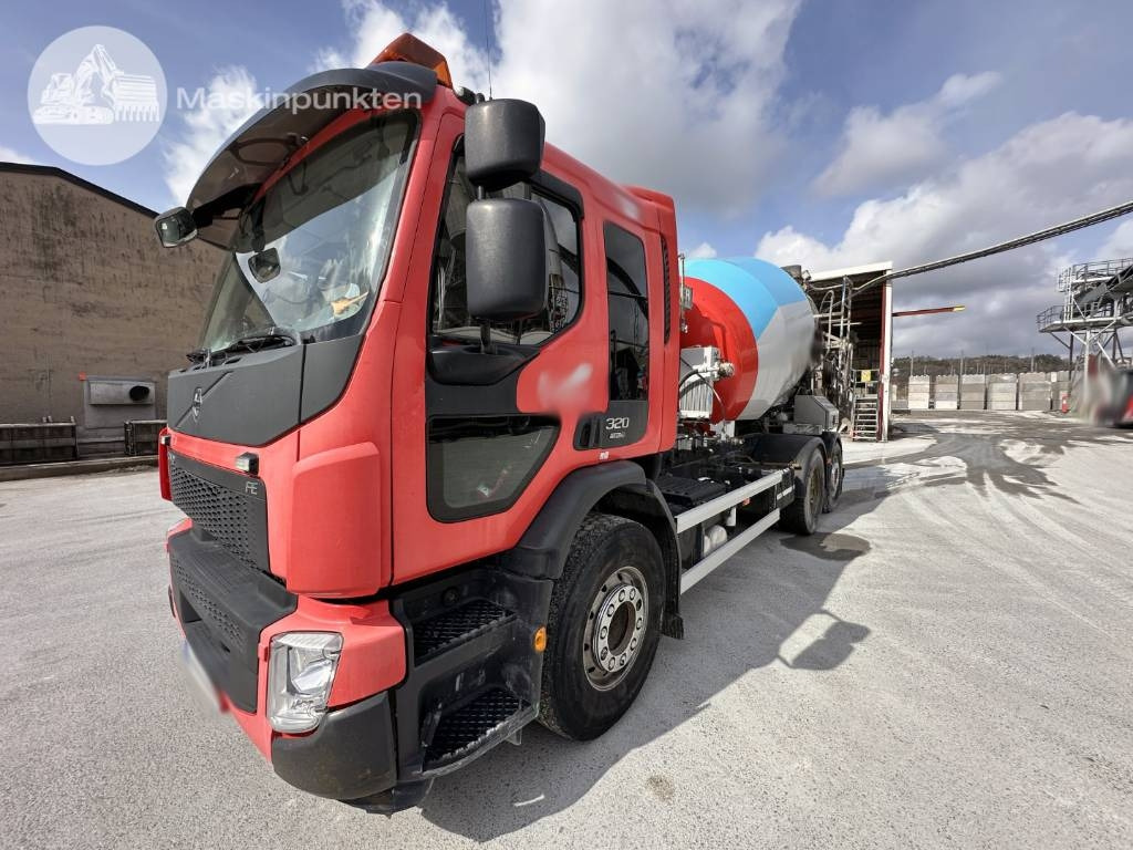 Volvo FE 320 - Betoniauto: kuva Volvo FE 320 - Betoniauto Volvo FE 320 - Betoniauto: kuva Volvo FE 320 - Betoniauto