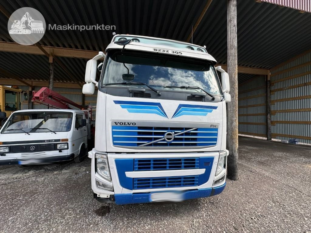 Volvo FH 12 540 - Puuauto: kuva Volvo FH 12 540 - Puuauto Volvo FH 12 540 - Puuauto: kuva Volvo FH 12 540 - Puuauto