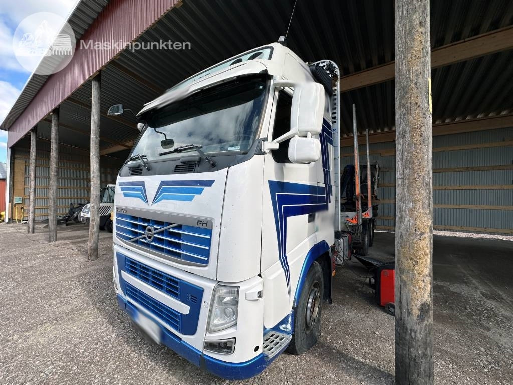Volvo FH 12 540 - Puuauto: kuva Volvo FH 12 540 - Puuauto Volvo FH 12 540 - Puuauto: kuva Volvo FH 12 540 - Puuauto