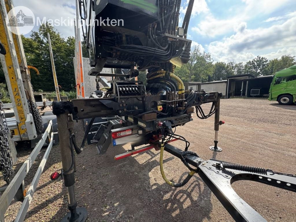 Volvo FH 16 550 - Puuauto: kuva Volvo FH 16 550 - Puuauto Volvo FH 16 550 - Puuauto: kuva Volvo FH 16 550 - Puuauto