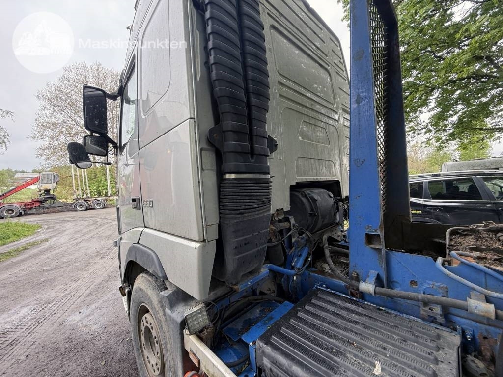 Koukkulava kuorma-auto Volvo FH 16 660: kuva Koukkulava kuorma-auto Volvo FH 16 660 Koukkulava kuorma-auto Volvo FH 16 660: kuva Koukkulava kuorma-auto Volvo FH 16 660