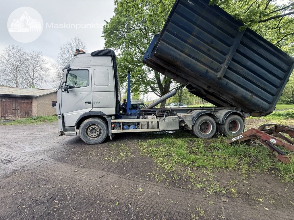 Koukkulava kuorma-auto Volvo FH 16 660: kuva Koukkulava kuorma-auto Volvo FH 16 660 Koukkulava kuorma-auto Volvo FH 16 660: kuva Koukkulava kuorma-auto Volvo FH 16 660