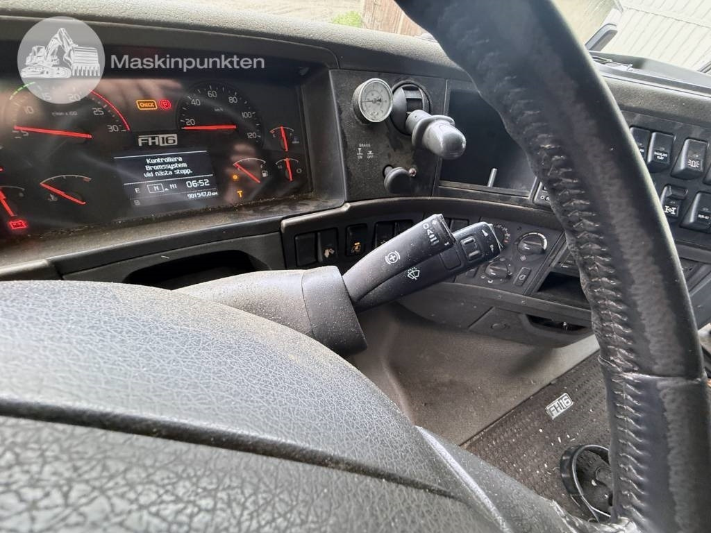 Koukkulava kuorma-auto Volvo FH 16 660: kuva Koukkulava kuorma-auto Volvo FH 16 660 Koukkulava kuorma-auto Volvo FH 16 660: kuva Koukkulava kuorma-auto Volvo FH 16 660