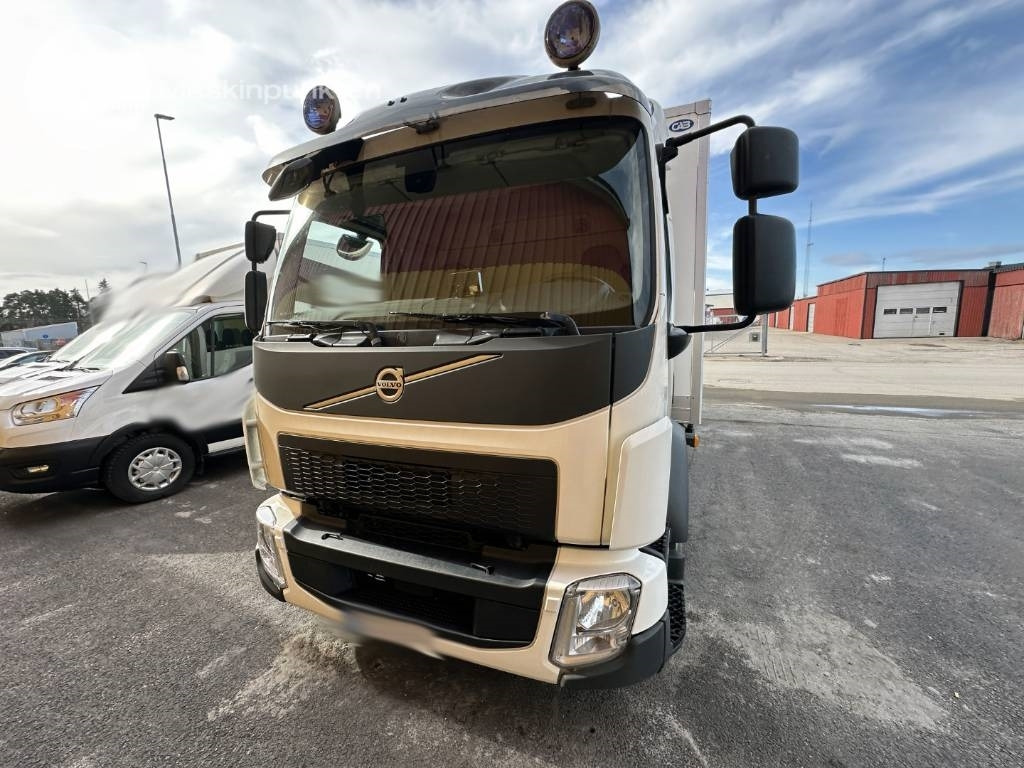 Volvo FL 210 - Umpikori kuorma-auto: kuva Volvo FL 210 - Umpikori kuorma-auto Volvo FL 210 - Umpikori kuorma-auto: kuva Volvo FL 210 - Umpikori kuorma-auto