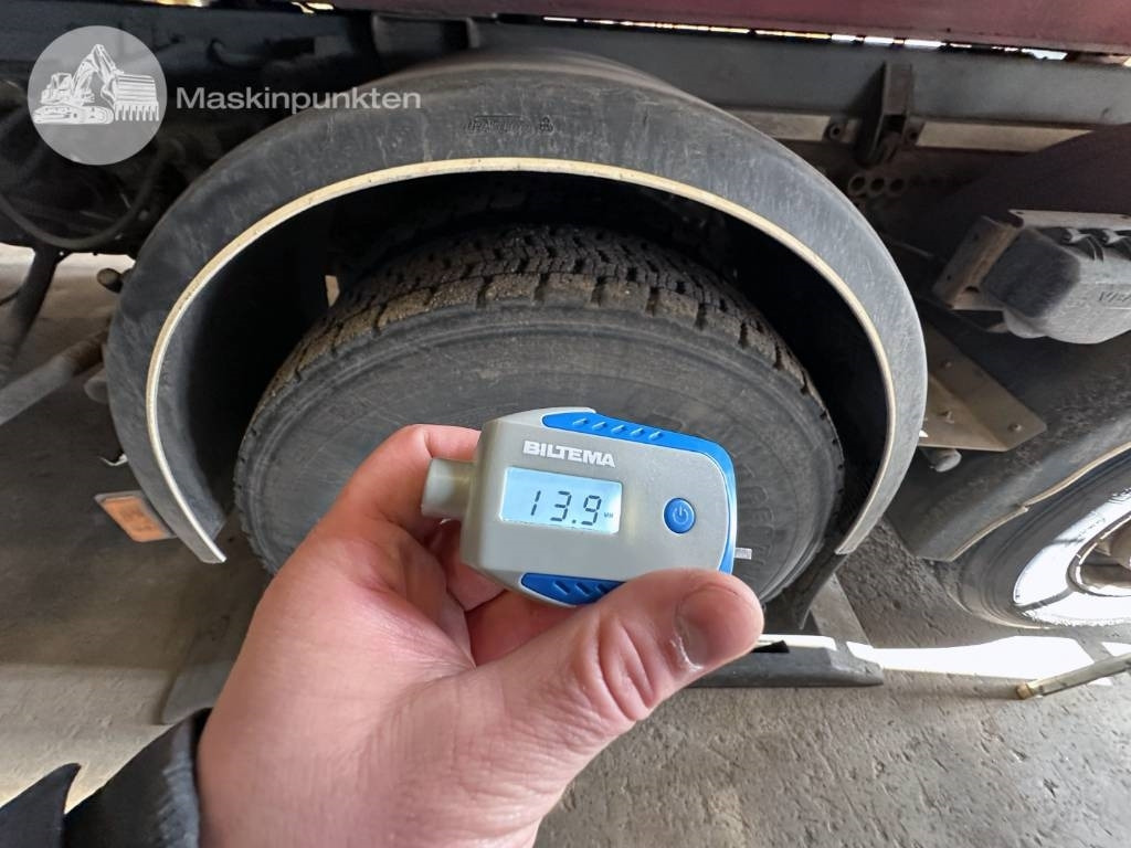 Konttialus/ Vaihtokuormatilat kuorma-auto Volvo FM 460 LAXO TMA: kuva Konttialus/ Vaihtokuormatilat kuorma-auto Volvo FM 460 LAXO TMA