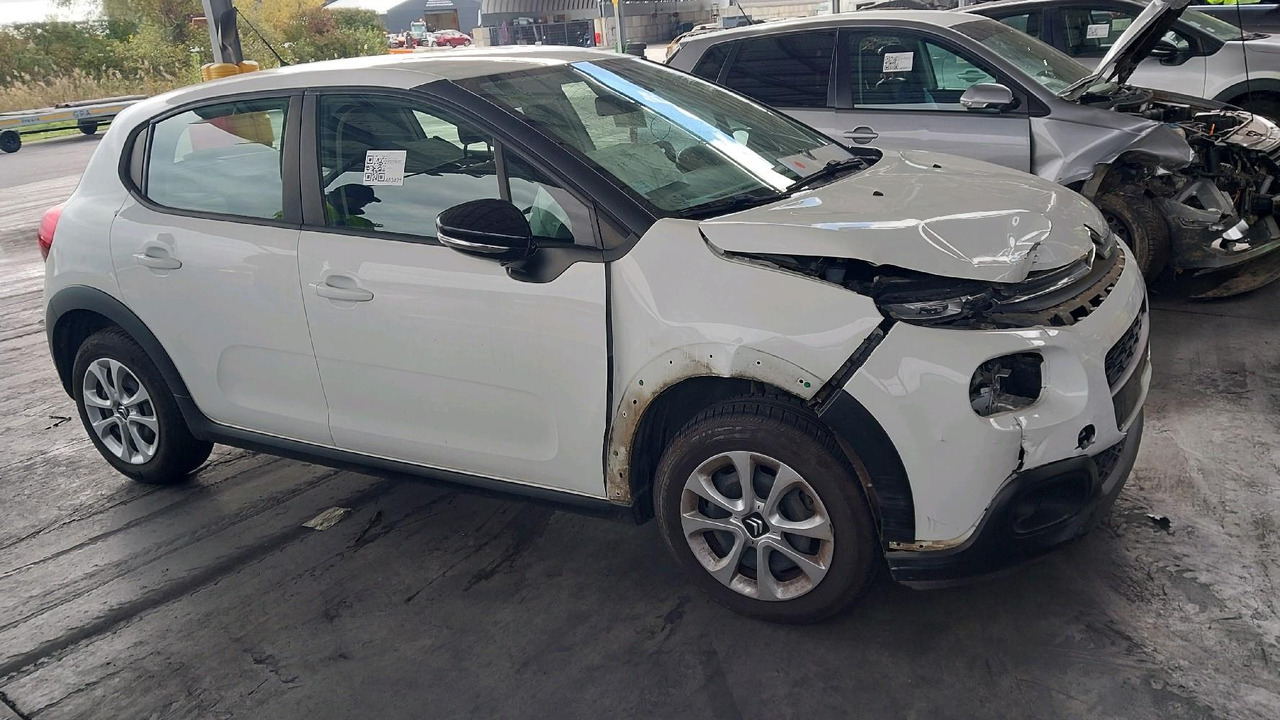 CITROEN C3 III 1.2 PURETECH 83 FEEL - Henkilöauto: kuva CITROEN C3 III 1.2 PURETECH 83 FEEL - Henkilöauto CITROEN C3 III 1.2 PURETECH 83 FEEL - Henkilöauto: kuva CITROEN C3 III 1.2 PURETECH 83 FEEL - Henkilöauto