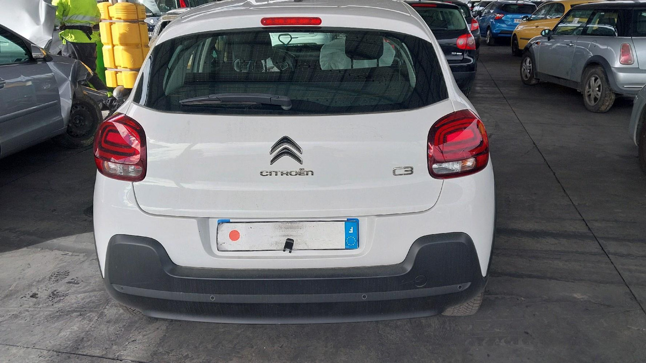 CITROEN C3 III 1.2 PURETECH - Henkilöauto: kuva CITROEN C3 III 1.2 PURETECH - Henkilöauto CITROEN C3 III 1.2 PURETECH - Henkilöauto: kuva CITROEN C3 III 1.2 PURETECH - Henkilöauto