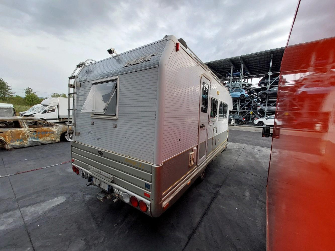 IVECO LAIKA 35.12 CAMPING 122 - Alkoviauto: kuva IVECO LAIKA 35.12 CAMPING 122 - Alkoviauto IVECO LAIKA 35.12 CAMPING 122 - Alkoviauto: kuva IVECO LAIKA 35.12 CAMPING 122 - Alkoviauto