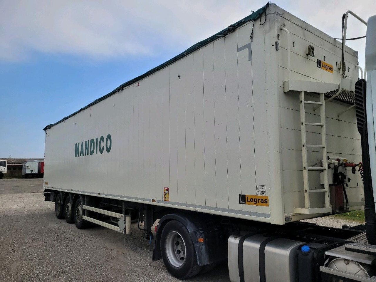 LEGRAS INDUSTRIES SEMI SBS2220 - Umpikori puoliperävaunu: kuva LEGRAS INDUSTRIES SEMI SBS2220 - Umpikori puoliperävaunu LEGRAS INDUSTRIES SEMI SBS2220 - Umpikori puoliperävaunu: kuva LEGRAS INDUSTRIES SEMI SBS2220 - Umpikori puoliperävaunu