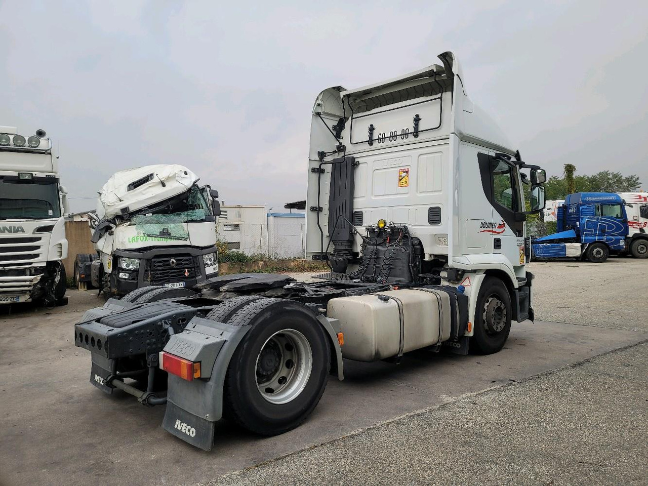 IVECO STRALIS 440S42 4X2 - Vetopöytäauto: kuva IVECO STRALIS 440S42 4X2 - Vetopöytäauto IVECO STRALIS 440S42 4X2 - Vetopöytäauto: kuva IVECO STRALIS 440S42 4X2 - Vetopöytäauto