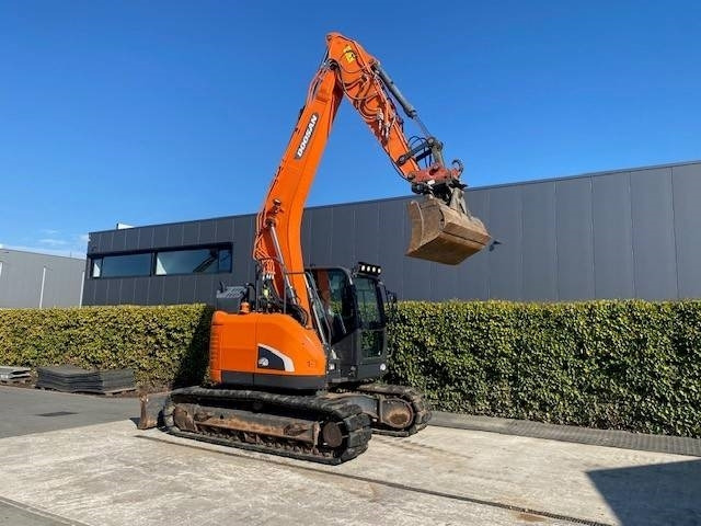 Doosan DX140 LCR-5 - Telakaivukone: kuva Doosan DX140 LCR-5 - Telakaivukone Doosan DX140 LCR-5 - Telakaivukone: kuva Doosan DX140 LCR-5 - Telakaivukone