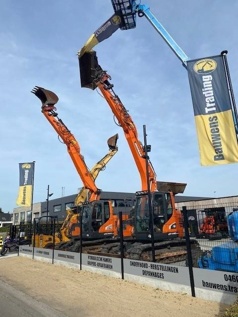 Telakaivukone Doosan DX140 LCR-5: kuva Telakaivukone Doosan DX140 LCR-5 Telakaivukone Doosan DX140 LCR-5: kuva Telakaivukone Doosan DX140 LCR-5