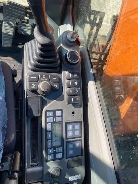 Telakaivukone Doosan DX140 LCR-5: kuva Telakaivukone Doosan DX140 LCR-5 Telakaivukone Doosan DX140 LCR-5: kuva Telakaivukone Doosan DX140 LCR-5