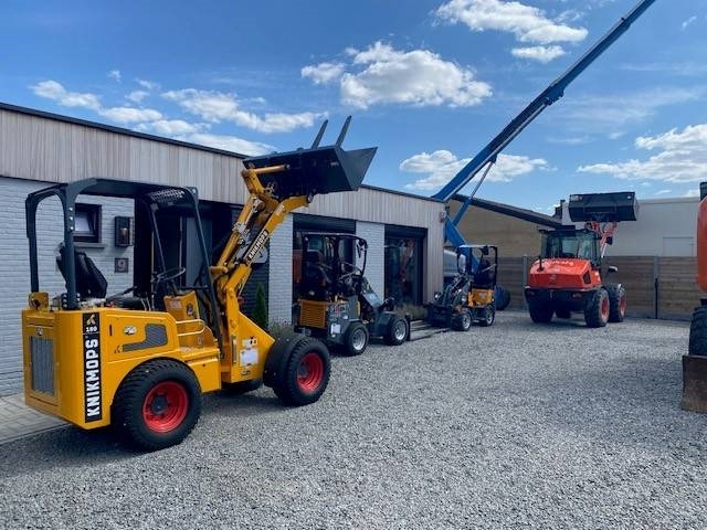 GiANT G 1200 - Pyöräkuormaaja: kuva GiANT G 1200 - Pyöräkuormaaja GiANT G 1200 - Pyöräkuormaaja: kuva GiANT G 1200 - Pyöräkuormaaja