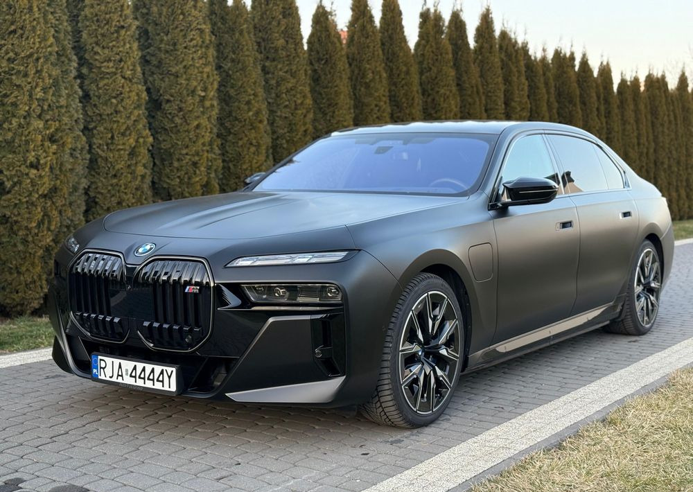 BMW Seria 7 - Sedan: kuva BMW Seria 7 - Sedan BMW Seria 7 - Sedan: kuva BMW Seria 7 - Sedan