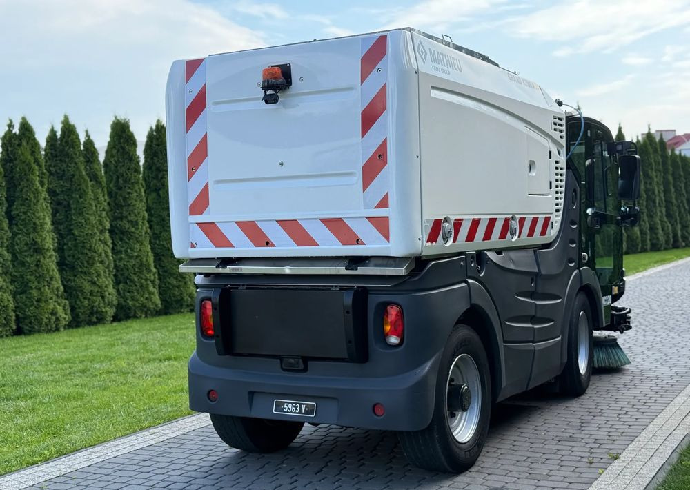 Roska-auto Inny MATHIEU GRAND AZURA MC420 ZAMIATARKA: kuva Roska-auto Inny MATHIEU GRAND AZURA MC420 ZAMIATARKA