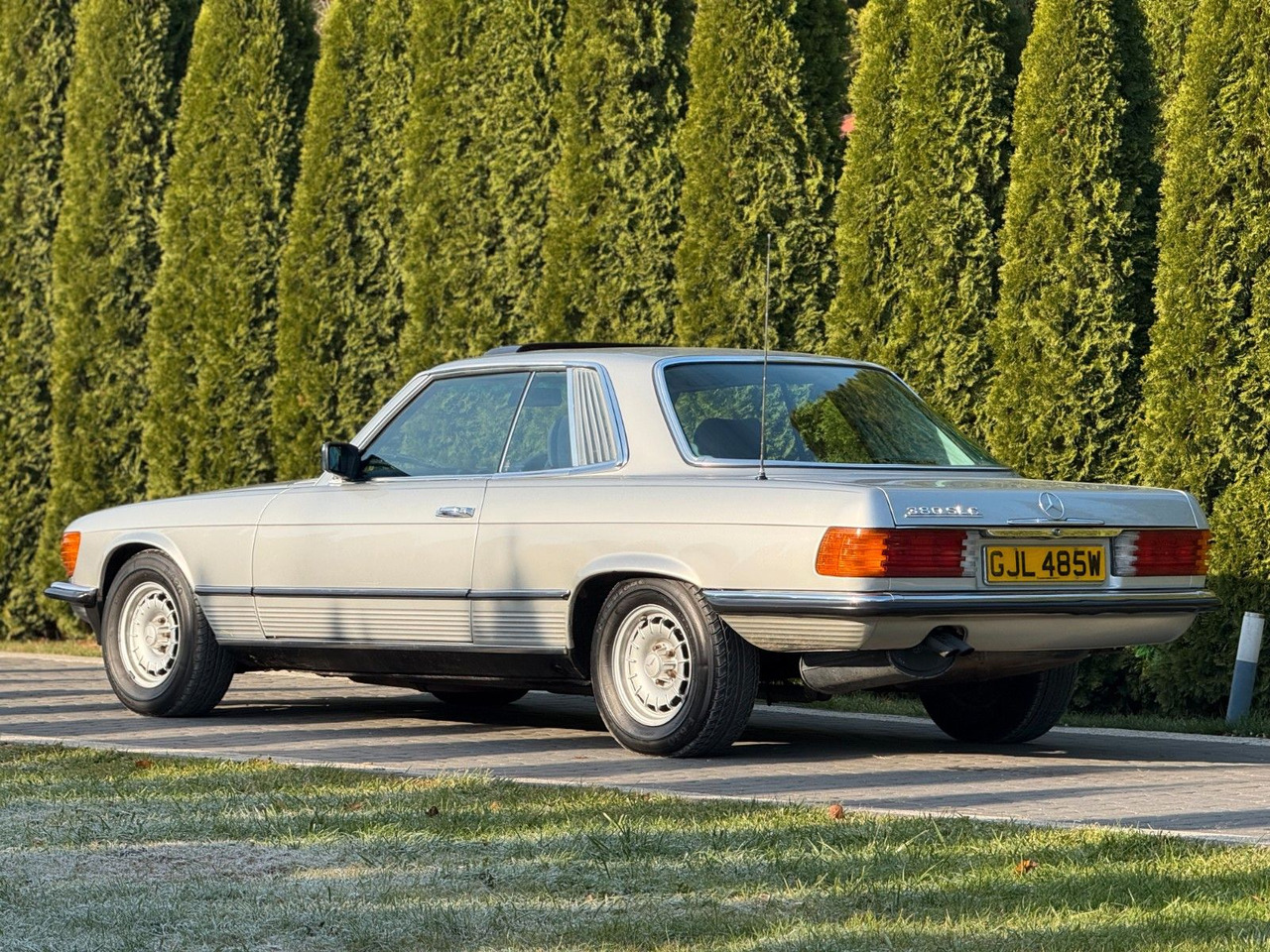 Mercedes-Benz SL 380 C - Henkilöauto: kuva Mercedes-Benz SL 380 C - Henkilöauto Mercedes-Benz SL 380 C - Henkilöauto: kuva Mercedes-Benz SL 380 C - Henkilöauto