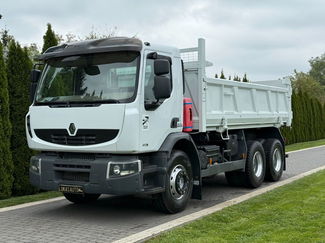 Renault PREMIUM 410 DXI 6X4 TIPPER - Kippiauto kuorma-auto: kuva Renault PREMIUM 410 DXI 6X4 TIPPER - Kippiauto kuorma-auto Renault PREMIUM 410 DXI 6X4 TIPPER - Kippiauto kuorma-auto: kuva Renault PREMIUM 410 DXI 6X4 TIPPER - Kippiauto kuorma-auto