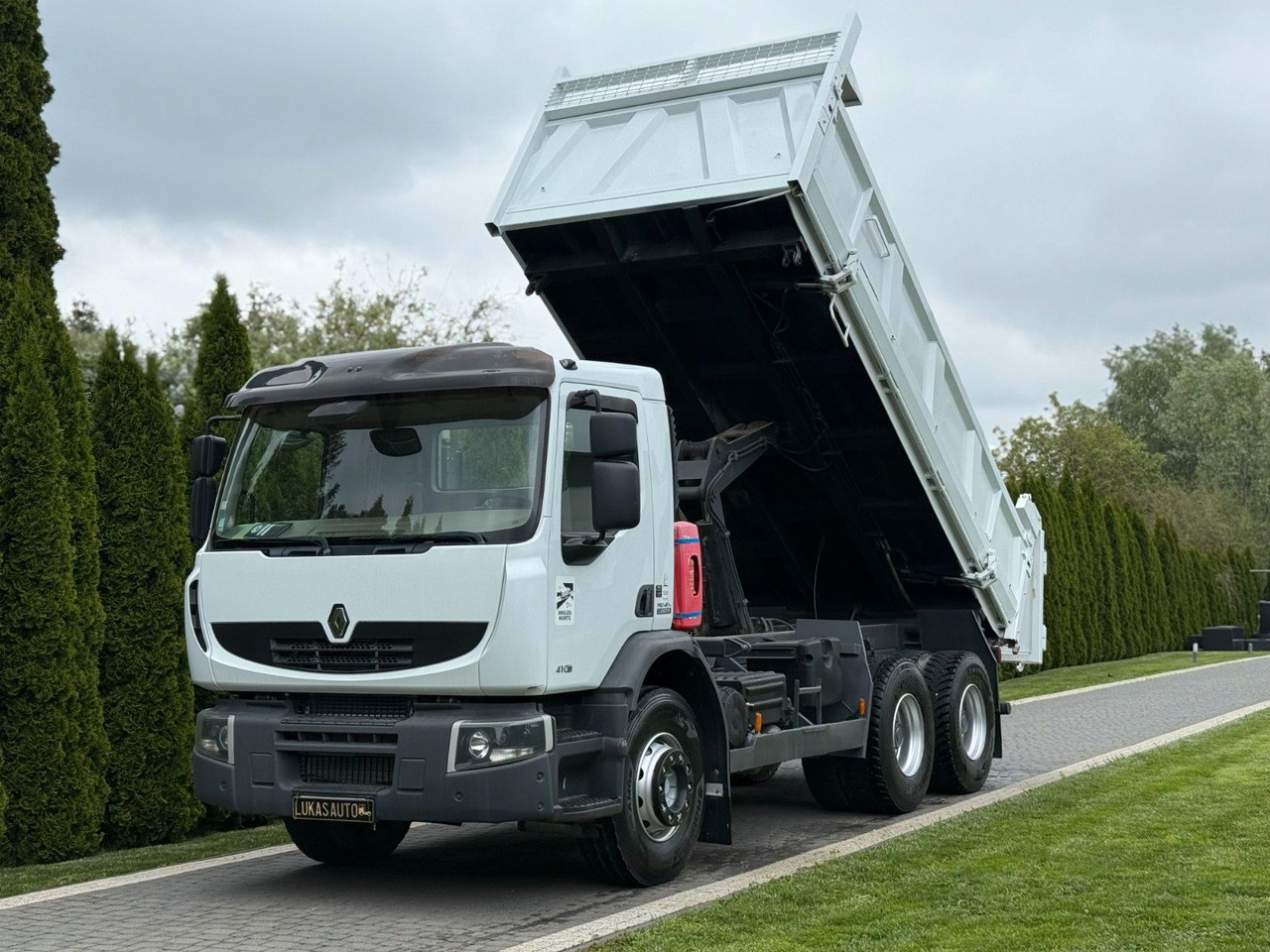 Renault PREMIUM 410 DXI 6X4 TIPPER - Kippiauto kuorma-auto: kuva Renault PREMIUM 410 DXI 6X4 TIPPER - Kippiauto kuorma-auto Renault PREMIUM 410 DXI 6X4 TIPPER - Kippiauto kuorma-auto: kuva Renault PREMIUM 410 DXI 6X4 TIPPER - Kippiauto kuorma-auto