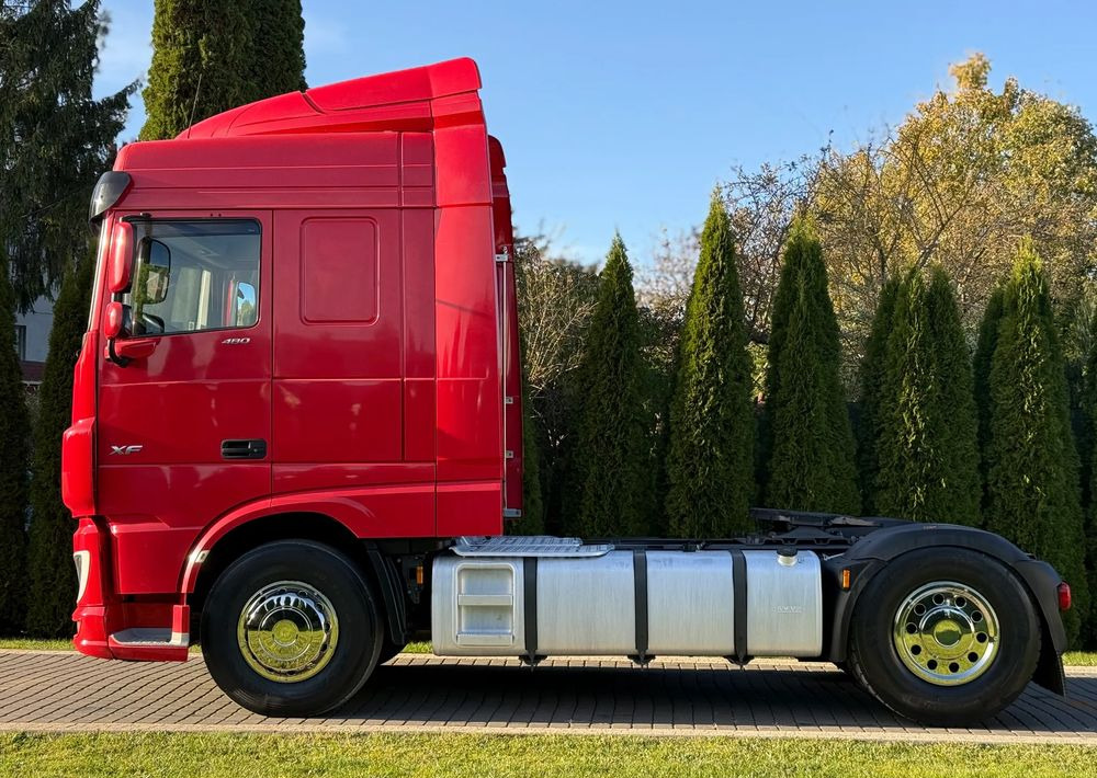 DAF XF 480 RETARDER PARK COOL - Vetopöytäauto: kuva  DAF XF 480 RETARDER PARK COOL - Vetopöytäauto DAF XF 480 RETARDER PARK COOL - Vetopöytäauto: kuva  DAF XF 480 RETARDER PARK COOL - Vetopöytäauto