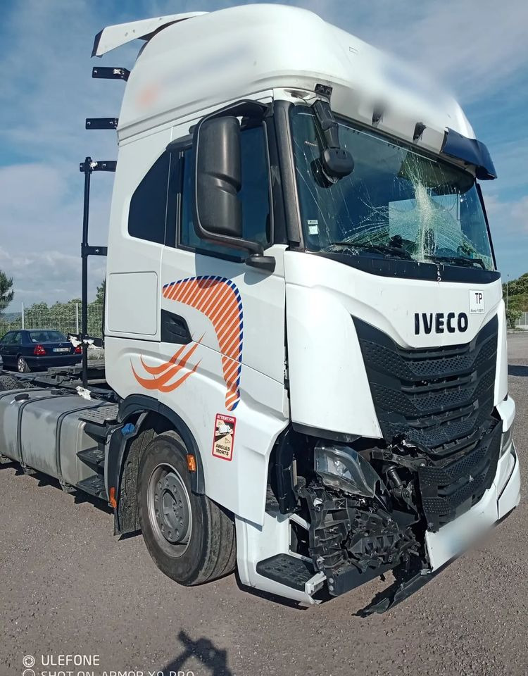 Iveco S-WAY 530 RETARDER USZKODZONY - Vetopöytäauto: kuva Iveco S-WAY 530 RETARDER USZKODZONY - Vetopöytäauto Iveco S-WAY 530 RETARDER USZKODZONY - Vetopöytäauto: kuva Iveco S-WAY 530 RETARDER USZKODZONY - Vetopöytäauto