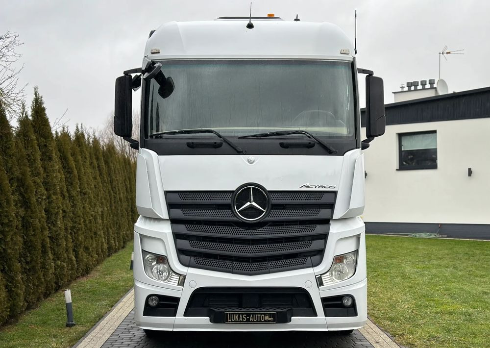 Mercedes-Benz ACTROS 1845 EURO 5 HYDRAILIKA - Vetopöytäauto: kuva Mercedes-Benz ACTROS 1845 EURO 5 HYDRAILIKA - Vetopöytäauto Mercedes-Benz ACTROS 1845 EURO 5 HYDRAILIKA - Vetopöytäauto: kuva Mercedes-Benz ACTROS 1845 EURO 5 HYDRAILIKA - Vetopöytäauto
