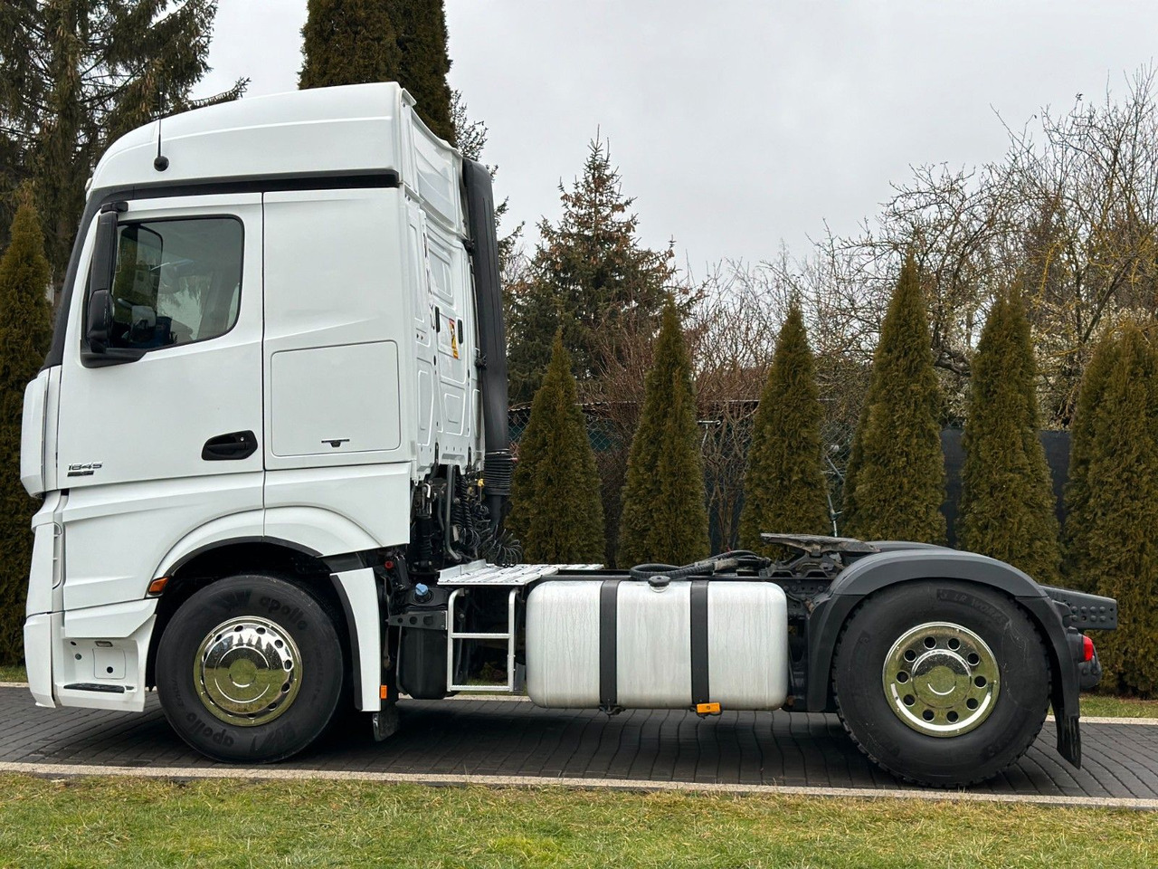 Mercedes-Benz ACTROS 1845 EURO 5 HYDRAULIC - Vetopöytäauto: kuva Mercedes-Benz ACTROS 1845 EURO 5 HYDRAULIC - Vetopöytäauto Mercedes-Benz ACTROS 1845 EURO 5 HYDRAULIC - Vetopöytäauto: kuva Mercedes-Benz ACTROS 1845 EURO 5 HYDRAULIC - Vetopöytäauto