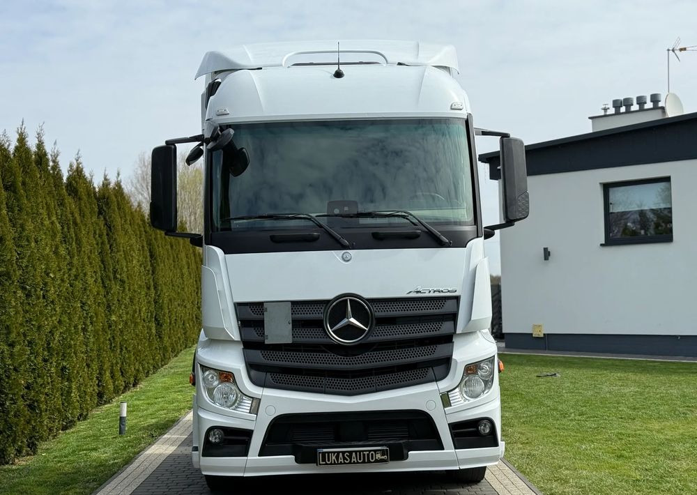 Mercedes-Benz ACTROS 1845 HYDRAULIKA - Vetopöytäauto: kuva Mercedes-Benz ACTROS 1845 HYDRAULIKA - Vetopöytäauto Mercedes-Benz ACTROS 1845 HYDRAULIKA - Vetopöytäauto: kuva Mercedes-Benz ACTROS 1845 HYDRAULIKA - Vetopöytäauto
