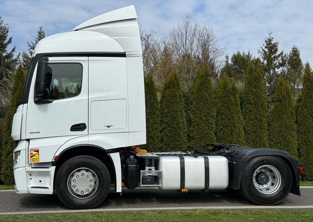 Mercedes-Benz ACTROS 1845 HYDRAULIKA - Vetopöytäauto: kuva Mercedes-Benz ACTROS 1845 HYDRAULIKA - Vetopöytäauto Mercedes-Benz ACTROS 1845 HYDRAULIKA - Vetopöytäauto: kuva Mercedes-Benz ACTROS 1845 HYDRAULIKA - Vetopöytäauto